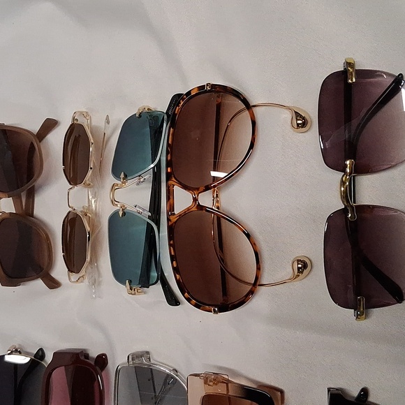 NWT 10 Pair Womens Stylish Sunglasses Collection